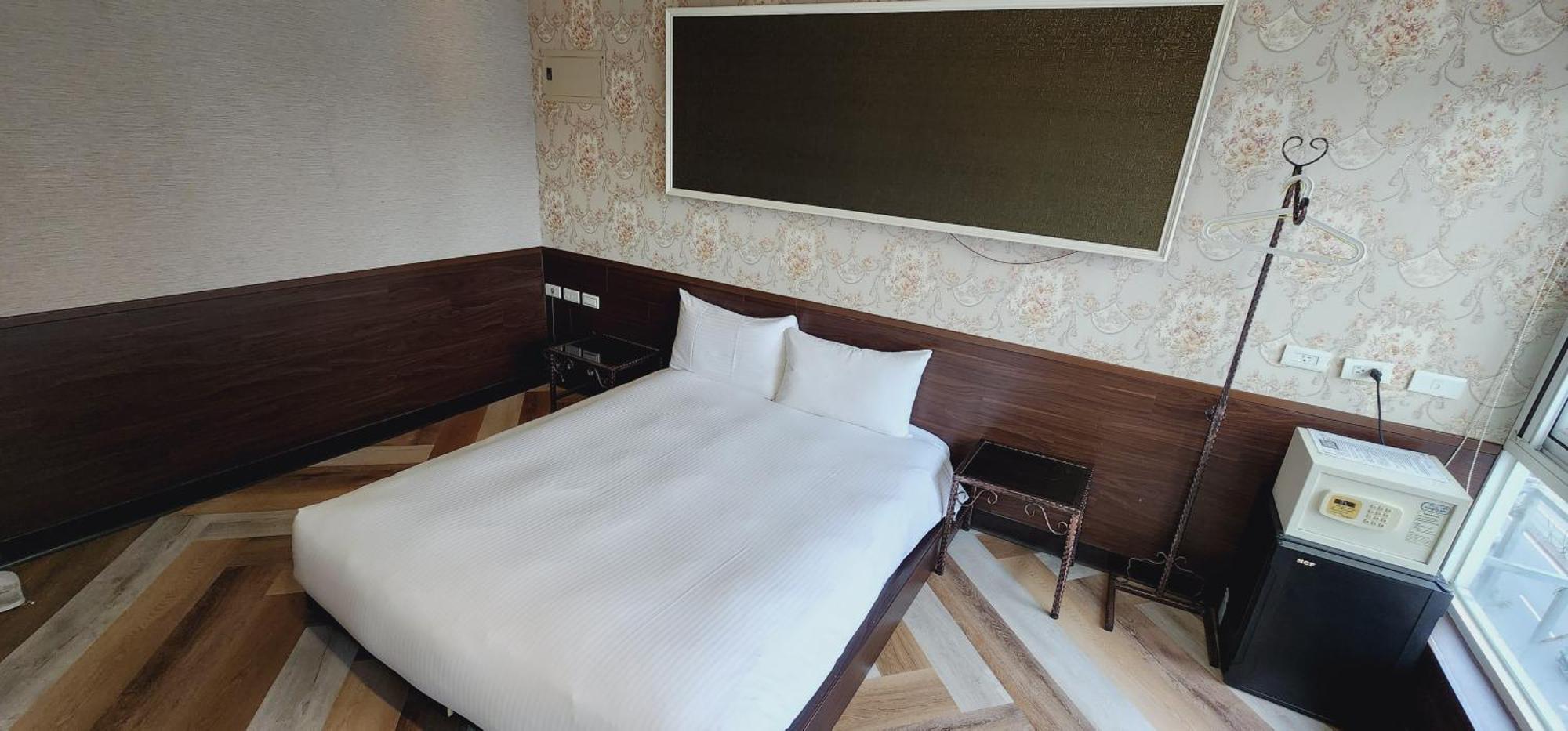 Gugis Inn Tajpej Buitenkant foto